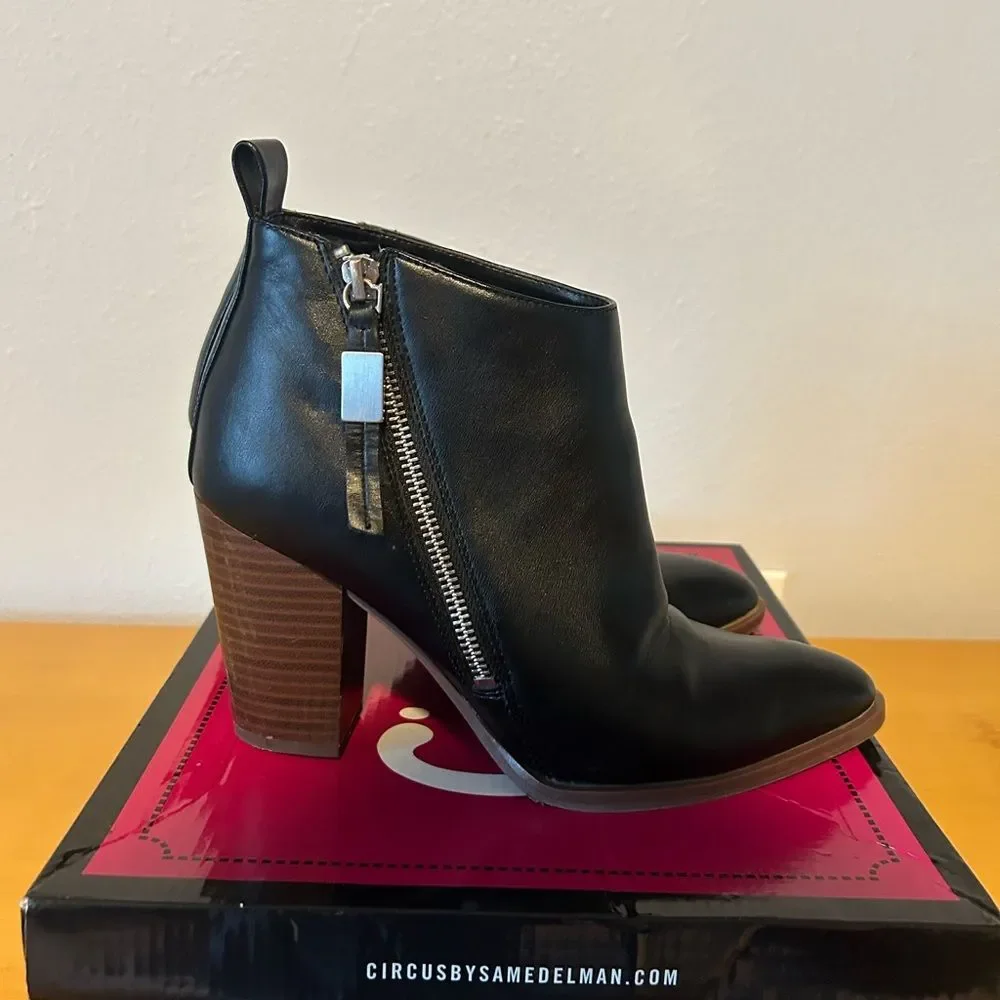 Circus by Sam Edelman Blythe Black Booties Size 8 Ankle Boots Chic Casual